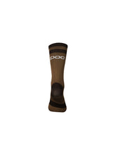 Załaduj obraz do przeglądarki galerii, Skarpety rowerowe POC Lure MTB Sock Long - Jasper Brown/Axinite Brown