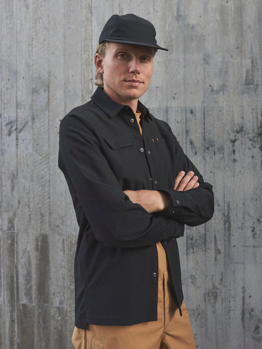 Załaduj obraz do przeglądarki galerii, Koszula POC ROUSE SHIRT - Ur. Black