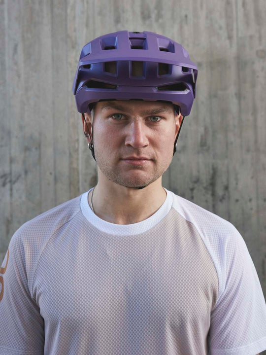 Załaduj obraz do przeglądarki galerii, Kask rowerowy POC KORTAL RACE MIPS - Sap. Purple/Ur. Black Metallic/Matt