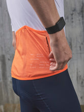 Załaduj obraz do przeglądarki galerii, Koszulka rowerowa POC M's ESSENTIAL ROAD LOGO Jersey - Granite Grey/Zink Orange