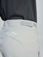 Załaduj obraz do przeglądarki galerii, Spodenki rowerowe POC W's Motion Shorts - Granite Grey