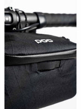Załaduj obraz do przeglądarki galerii, Torba POC Ultra Bar Bag 4L - Ura. Black
