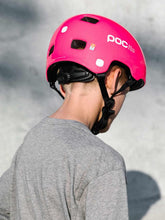Załaduj obraz do przeglądarki galerii, Kask rowerowy POCITO CRANE MIPS - Fluo. Pink