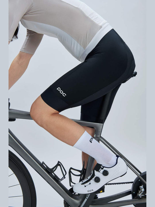 Załaduj obraz do przeglądarki galerii, Spodenki rowerowe POC M's Cadence Bib Shorts - Ur. Black