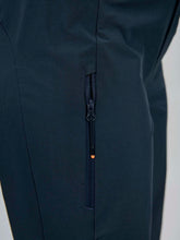 Załaduj obraz do przeglądarki galerii, Spodenki rowerowe POC W's Motion Shorts - Apatite Navy