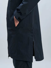 Załaduj obraz do przeglądarki galerii, Płaszcz POC Race Mentor Coat - Uran. Black