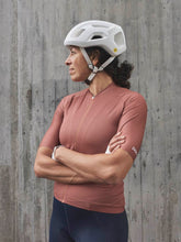 Załaduj obraz do przeglądarki galerii, Koszulka rowerowa POC W's PRISTINE Jersey - Himalayan Salt