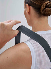 Załaduj obraz do przeglądarki galerii, Spodenki rowerowe POC W's Raceday Bib Shorts - Sylvanite Grey