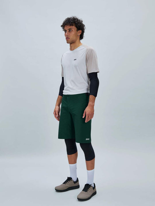 Załaduj obraz do przeglądarki galerii, Spodenki rowerowe POC M's Motion Air Shorts - Parg. Green
