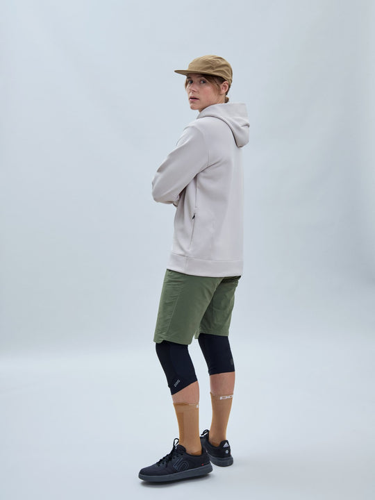 Załaduj obraz do przeglądarki galerii, Bluza damska z kapturem POC W's Poise Hoodie - Light Sandstone Beige