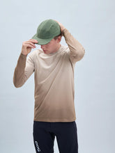 Załaduj obraz do przeglądarki galerii, Koszulka rowerowa POC M's Essential MTB Lite LS Jersey - Gradient Jasper Brown