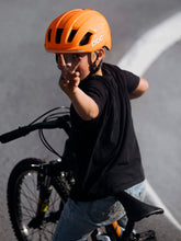Załaduj obraz do przeglądarki galerii, Kask rowerowy POC POCITO OMNE MIPS - Fluo. Orange