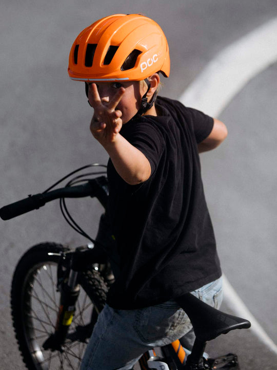 Załaduj obraz do przeglądarki galerii, Kask rowerowy POC POCITO OMNE MIPS - Fluo. Orange