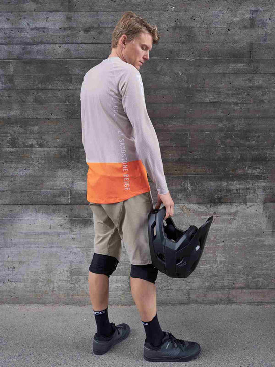 Załaduj obraz do przeglądarki galerii, Spodenki rowerowe POC M'S INFINITE ALL MOUNTAIN - Moonstone Grey