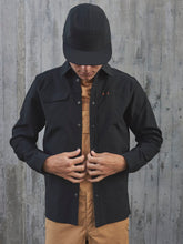 Załaduj obraz do przeglądarki galerii, Koszula POC ROUSE SHIRT - Ur. Black