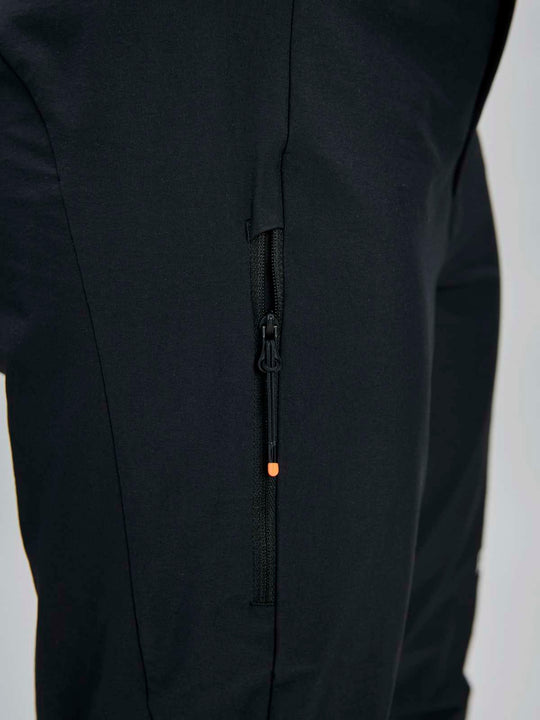 Załaduj obraz do przeglądarki galerii, Spodnie rowerowe POC W's Motion Pants - Ur. Black