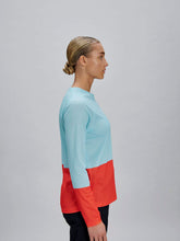 Załaduj obraz do przeglądarki galerii, Koszulka rowerowa POC W's Motion Air L/S Jersey - Lazurite Blue/Carnelian Orange