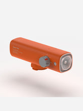 Załaduj obraz do przeglądarki galerii, Lampka rowerowa BOOKMAN Volume Front 800 pomarańczowy