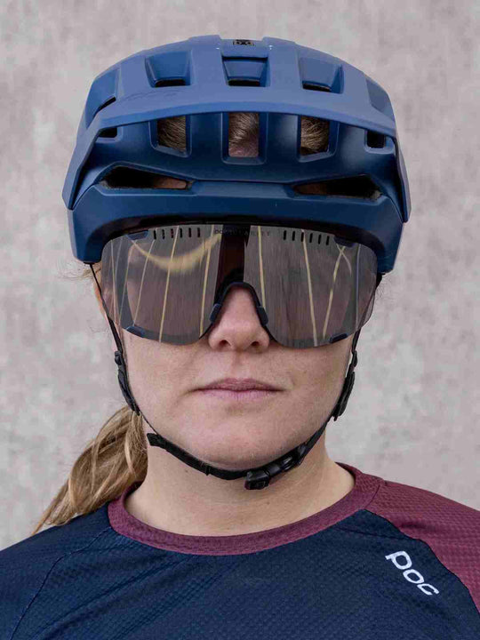 Załaduj obraz do przeglądarki galerii, Kask rowerowy POC KORTAL - Lead Blue Matt