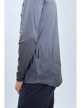 Załaduj obraz do przeglądarki galerii, Koszulka rowerowa POC M's Essential MTB Lite LS Jersey - Gradient Sylvanite Grey