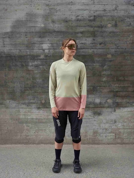 Załaduj obraz do przeglądarki galerii, Koszulka rowerowa POC W's MTB Pure LS Jersey - Prehnite Green/Rock Salt