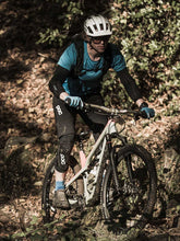 Załaduj obraz do przeglądarki galerii, Ochraniacze na kolana POC VPD AIR LEG - Ur. Black