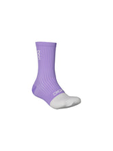 Załaduj obraz do przeglądarki galerii, Skarpety rowerowe POC Flair Sock Mid - Purple Amethyst/Hydr. White