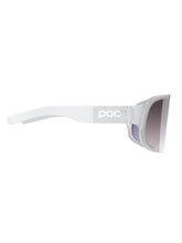 Załaduj obraz do przeglądarki galerii, Okulary rowerowe POC Aspire Wide Fit - Translucent/Clarity Road/Sunny Silver