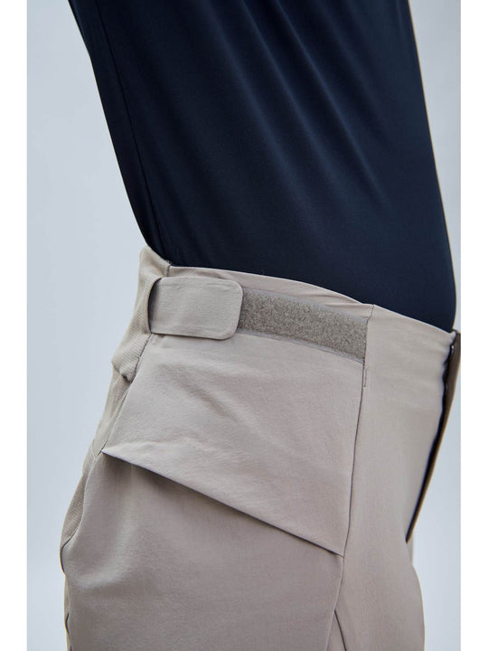 Załaduj obraz do przeglądarki galerii, Spodenki rowerowe POC W's Infinite All-mountain Shorts - Moonstone Grey