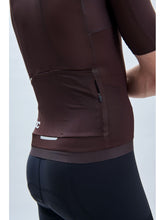 Załaduj obraz do przeglądarki galerii, Koszulka rowerowa POC M's Pristine Jersey - Axinite Brown