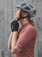 Załaduj obraz do przeglądarki galerii, Rękawice rowerowe POC AGILE Short Glove - Ur. Black
