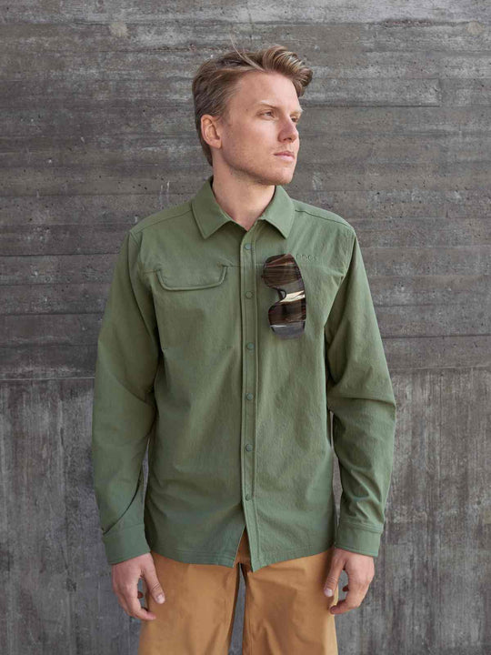 Załaduj obraz do przeglądarki galerii, Koszula POC Rouse Shirt - Epidote Green