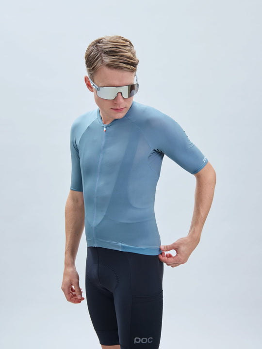 Załaduj obraz do przeglądarki galerii, Koszulka rowerowa POC M's Pristine Jersey - Calcite Blue
