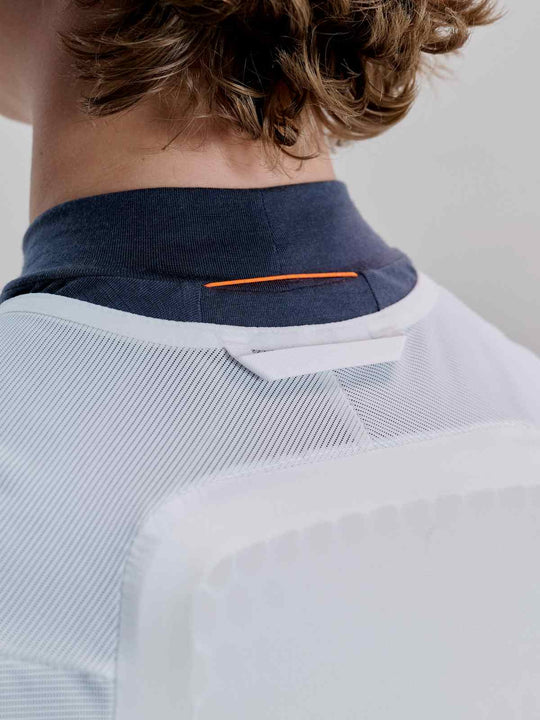 Załaduj obraz do przeglądarki galerii, Ochraniacz na plecy POC VPD Max Race Vest - Hydrogen White