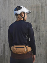 Załaduj obraz do przeglądarki galerii, Nerka rowerowa POC LAMINA HIP Pack - Arag. Brown