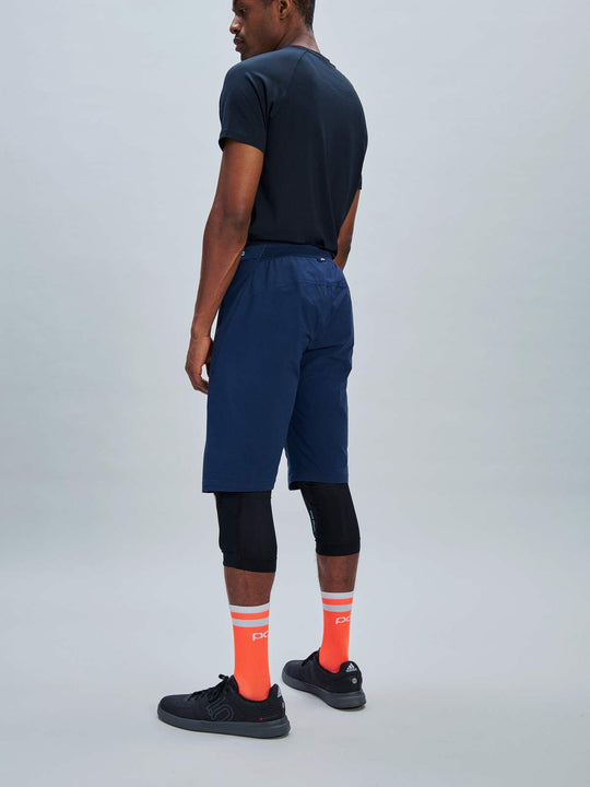 Załaduj obraz do przeglądarki galerii, Spodenki rowerowe POC ESSENTIAL ENDURO - Turmaline Navy