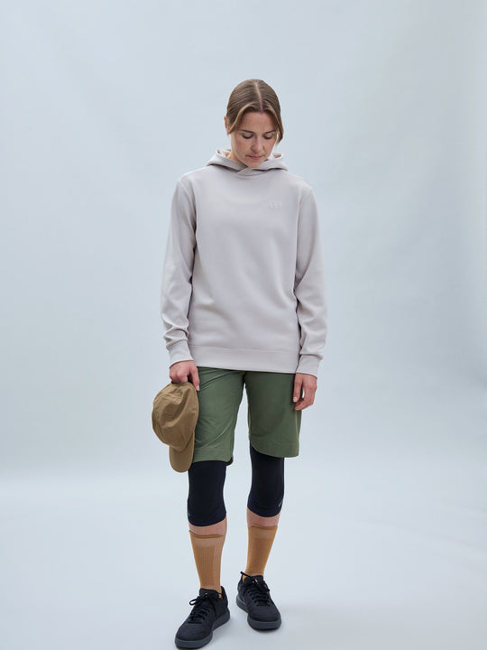 Załaduj obraz do przeglądarki galerii, Bluza damska z kapturem POC W's Poise Hoodie - Light Sandstone Beige