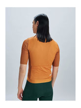 Załaduj obraz do przeglądarki galerii, Koszulka rowerowa POC M´s Cadence Jersey - Bauxite Brown
