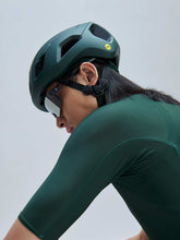 Załaduj obraz do przeglądarki galerii, Kask rowerowy POC Ventral Air Wide Fit MIPS - Parg. Green Matt