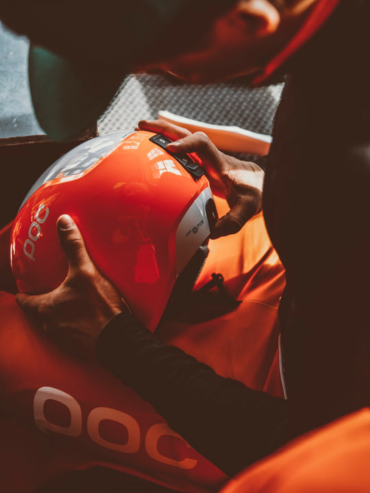 Załaduj obraz do przeglądarki galerii, Kask narciarski POC SKULL DURA COMP SPIN