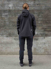 Załaduj obraz do przeglądarki galerii, Spodnie rowerowe POC W's Ardour All-weather Pants - Ur. Black