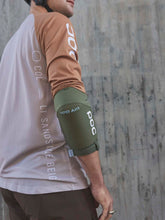 Załaduj obraz do przeglądarki galerii, Ochraniacze na łokcie POC JOINT VPD AIR - Epid. Green