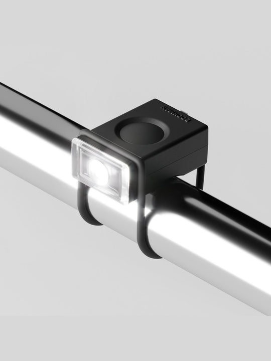 Załaduj obraz do przeglądarki galerii, Lampka rowerowa BOOKMAN Block Light Front 50lm czarny