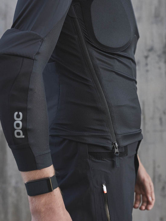 Załaduj obraz do przeglądarki galerii, Ochraniacz rowerowy POC OSEUS VPD Jacket - Ur. Black