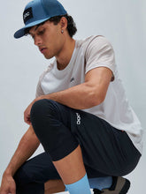 Załaduj obraz do przeglądarki galerii, Koszulka rowerowa POC M's Motion Air S/S Jersey - Okenite Off-White