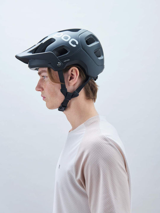 Załaduj obraz do przeglądarki galerii, Kask rowerowy POC TECTAL - Ur. Black Matt