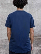 Załaduj obraz do przeglądarki galerii, Koszulka rowerowa POC M'S REFORM ENDURO - Turmaline Navy