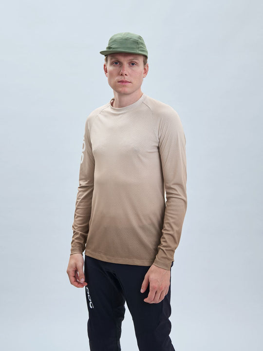 Załaduj obraz do przeglądarki galerii, Koszulka rowerowa POC M's Essential MTB Lite LS Jersey - Gradient Jasper Brown