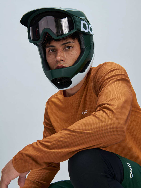 Załaduj obraz do przeglądarki galerii, Kask rowerowy POC Otocon Race MIPS - Parg. Green Matt/Hyd. White Matt