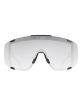 Załaduj obraz do przeglądarki galerii, Okulary rowerowe POC Devour Wide Fit - Ur. Black | Clarity Photochromic/Changeable Grey cat 0-3
